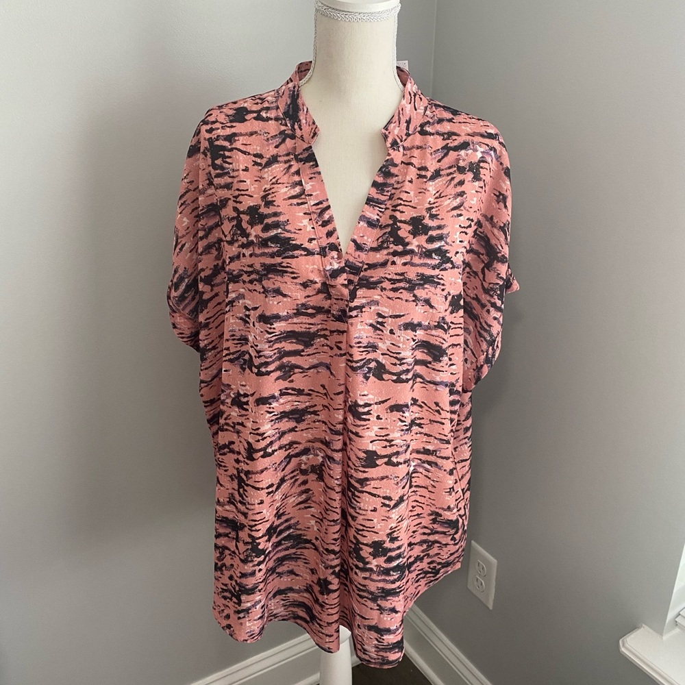 Peach women top